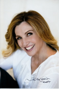 2017 Lorella Cuccarini Tessera a2 (218x350)